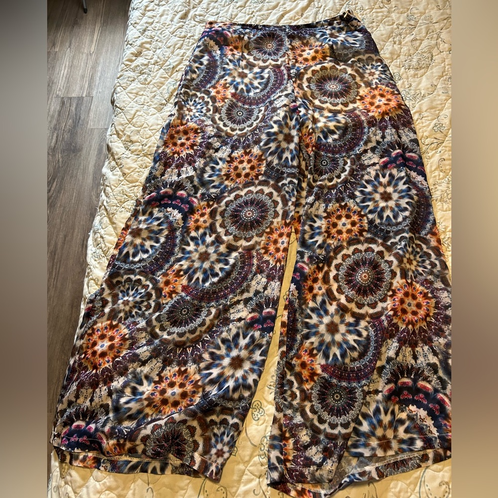 Chelsea & Violet wide leg pants
